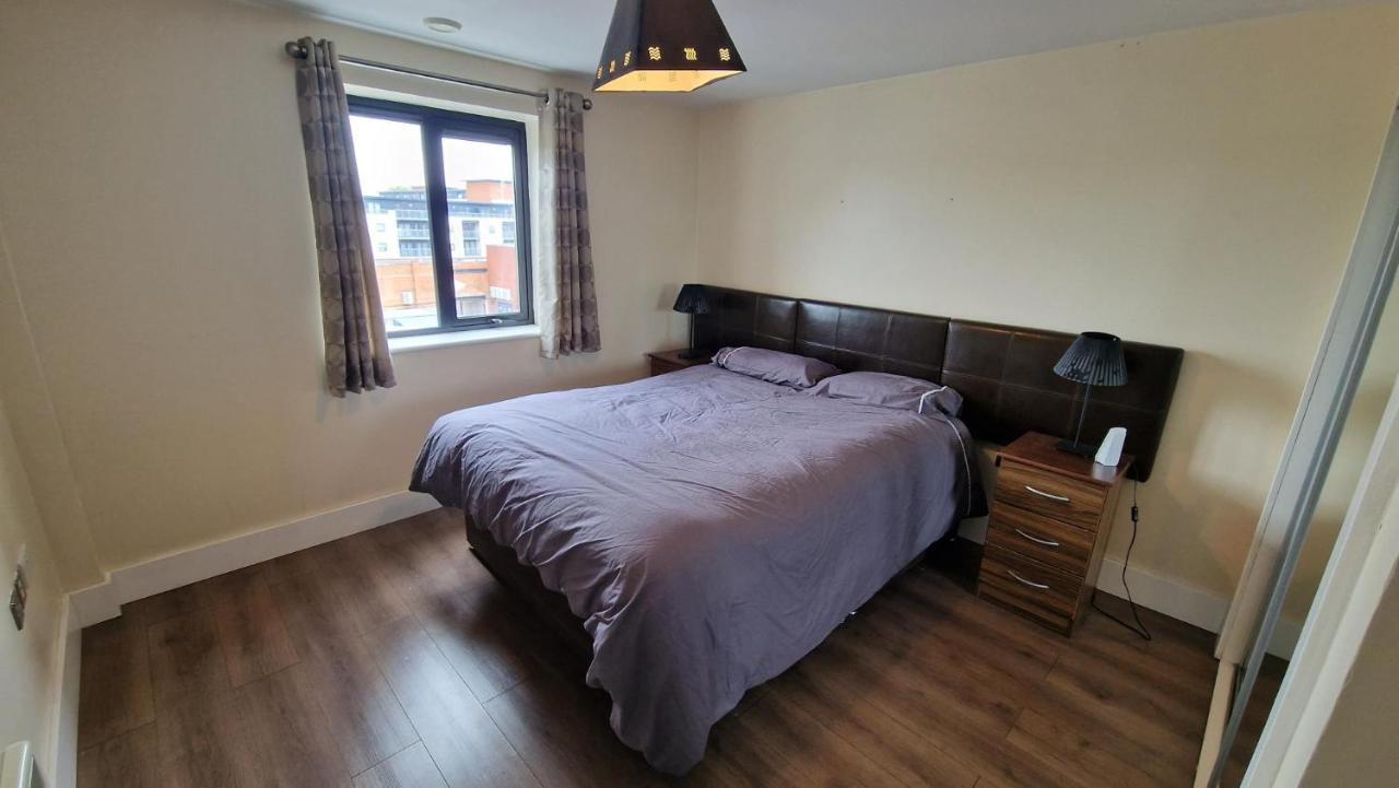 Two Bedroom Apartment, Birmingham City Centre B1 المظهر الخارجي الصورة